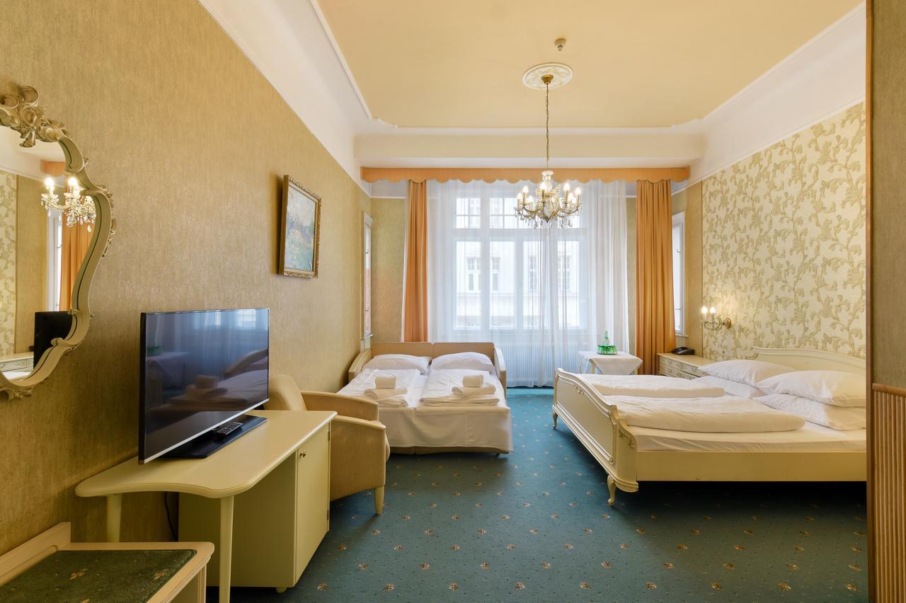 Hotel Pension Baronesse Wien Ngoại thất bức ảnh